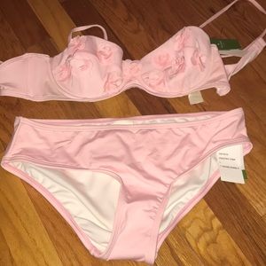 Very good condition brand new bathing suit